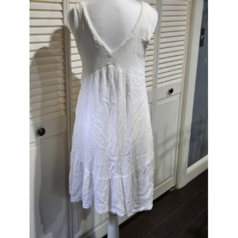 Xhilaration White Floral Embroidered Sundress Dress  Medium - Picture 4 of 7